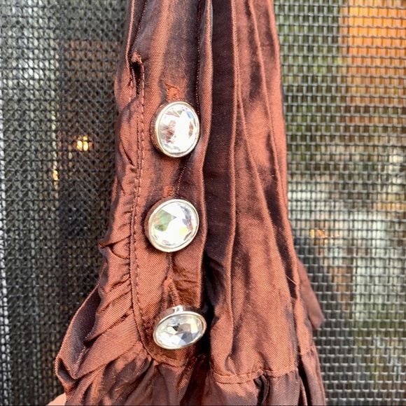 Agora Crinkled Silky Brown Top Crystal Buttons Size PL NWOT - Picture 8 of 8